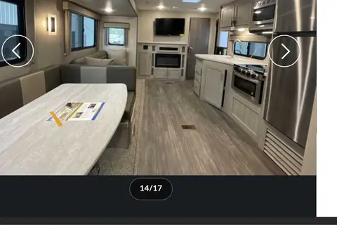 Sonia's Aurora AART32BDS Travel Trailer