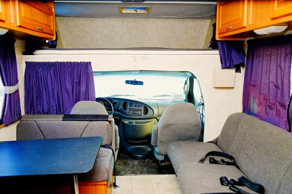 Large Motorhome with everything for your Rockies adventure