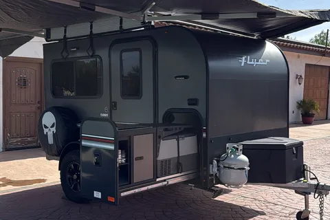 Rancho's inTech Flyer Explore Micro Trailer