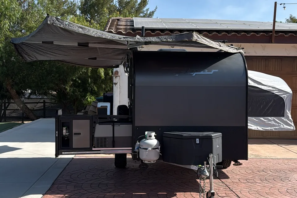 Rancho's inTech Flyer Explore Micro Trailer