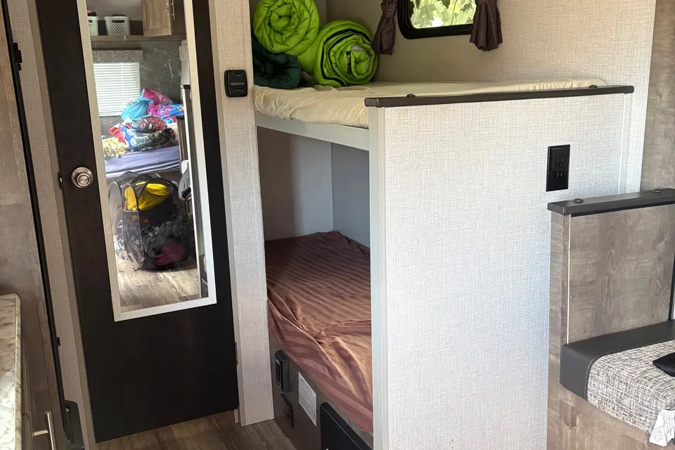 Norther Camper KZ Sportsmen Travel Trailer