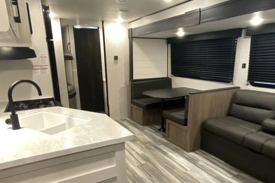 Rylan's Jayco Jayflight 261BHS SLX Travel Trailer