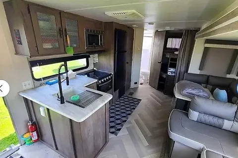Fireside RV's 2021 Forest River Salem 26DBUD Bunkhouse - LMI1588 *
