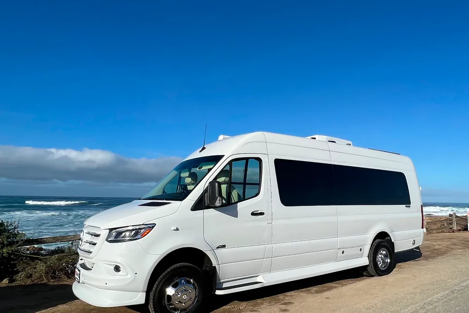 Native Adventures 2022 Luxury Sprinter