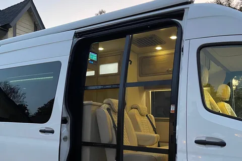 Native Adventures 2022 Luxury Sprinter