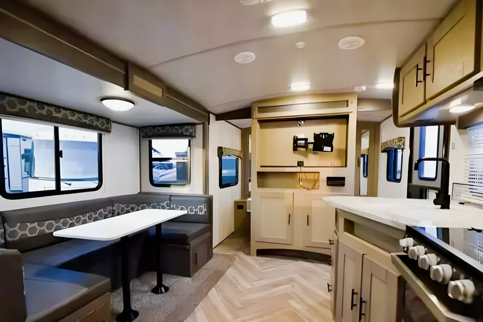 Shadow cruisers 2021 Travel Trailer