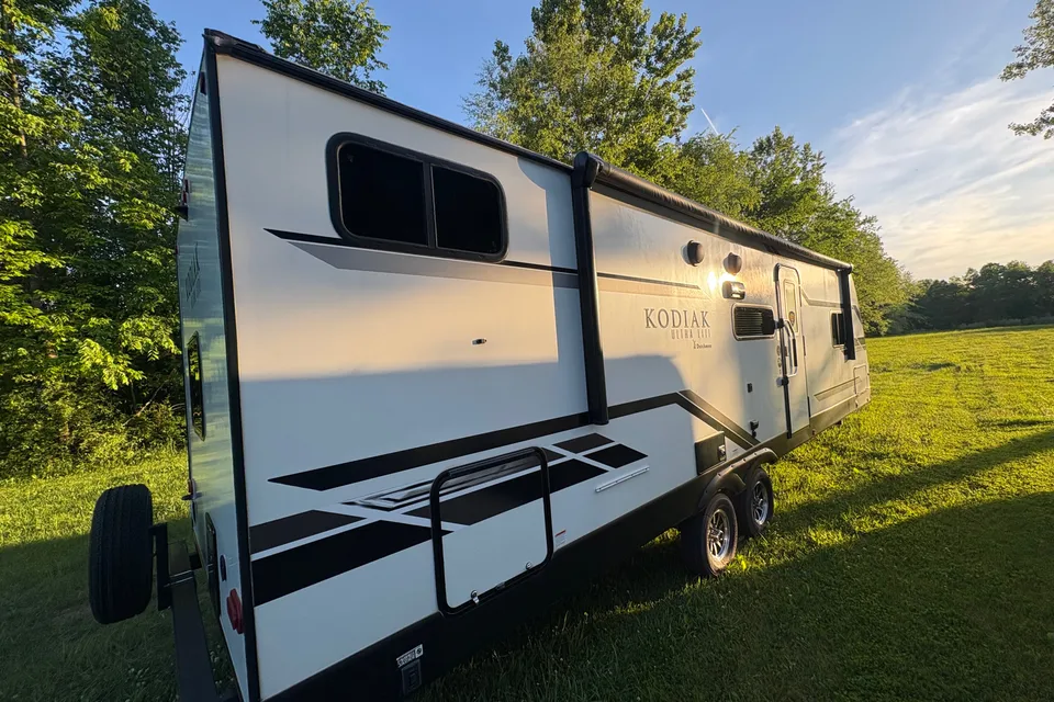 Bigfoot Adventures 33 foot Kodiak Ultra-Lite 296BHSL Travel Trailer