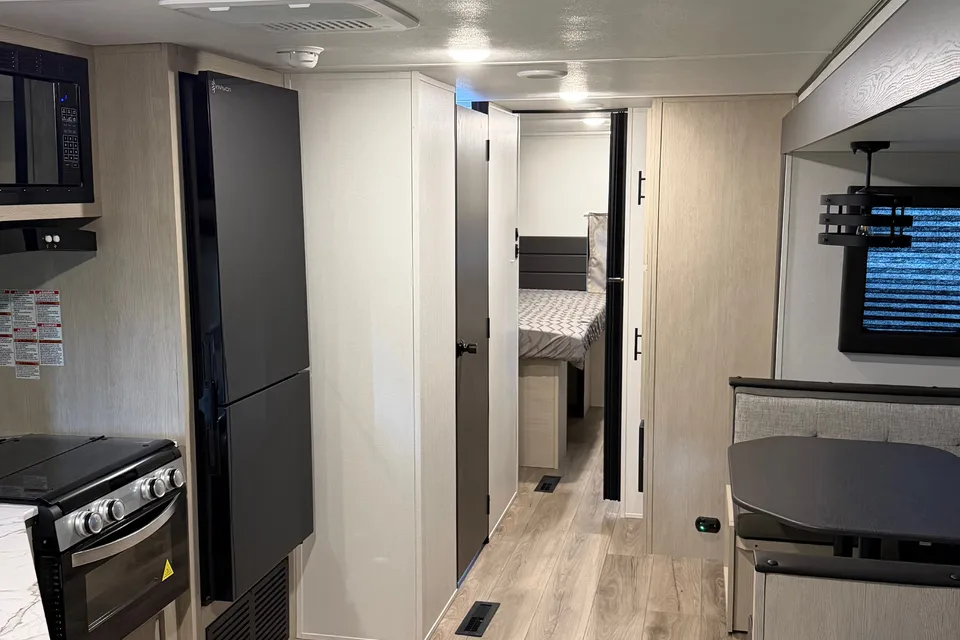 Dyment Grand River comfortline CL330 Travel Trailer