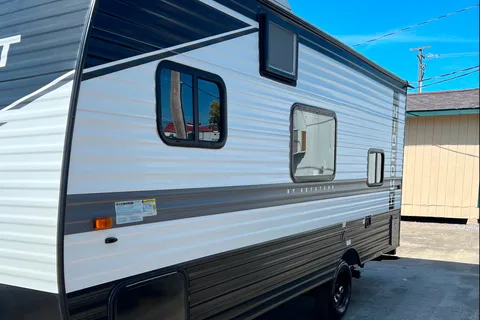 Andre's Keystone Hideout  175BH Travel Trailer