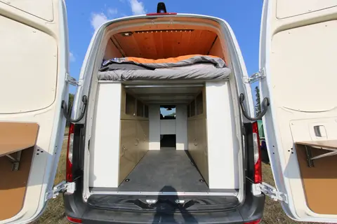 Mercedes-Benz 2500 Sprinter 144 AWD