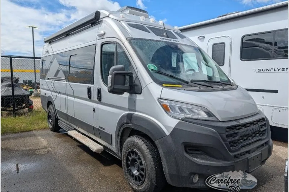 Carefree RV's Roadtrek Play Tuff SL Class B
