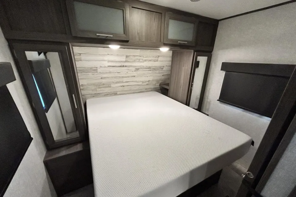 Harmony's Dutchmen Kodiak ultra light Travel Trailer