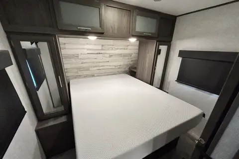 Harmony's Dutchmen Kodiak ultra light Travel Trailer