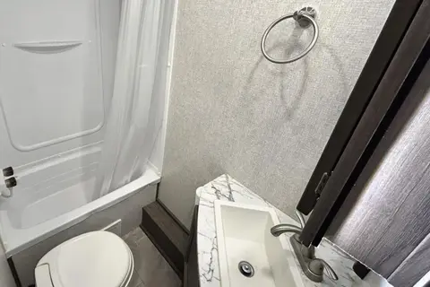 Harmony's Dutchmen Kodiak ultra light Travel Trailer