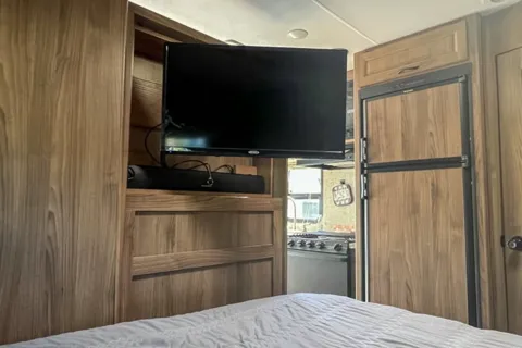 Keith's Coachmen Prism Class C