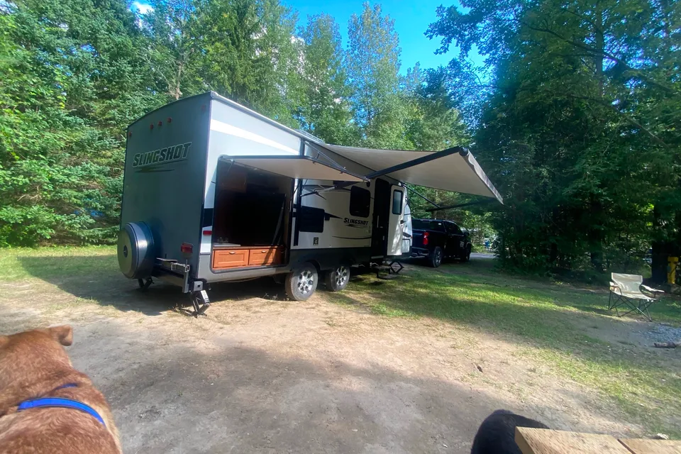 Dwayne's Crossroads Slingshot Travel Trailer