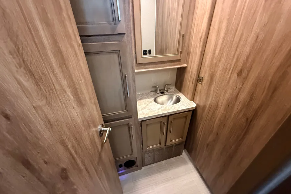 Carly — 2020 Entegra Odyssey 30Z Class C Motorhome