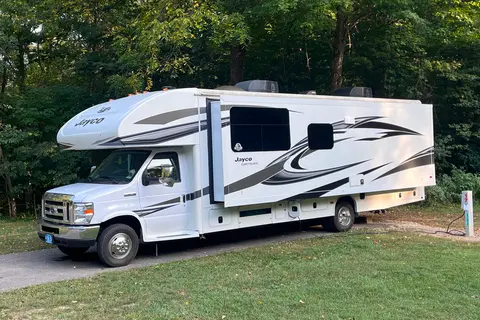 Luxury Greyhawk 30X Class C | Free Starlink WiFi | Fully Equipped
