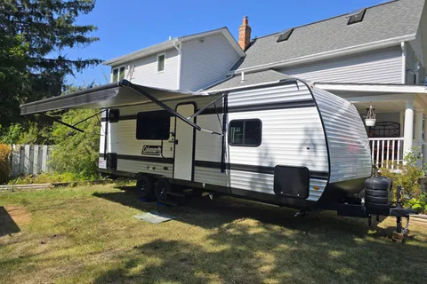 Brand New! 2025 Keystone Coleman 23B Travel Trailer