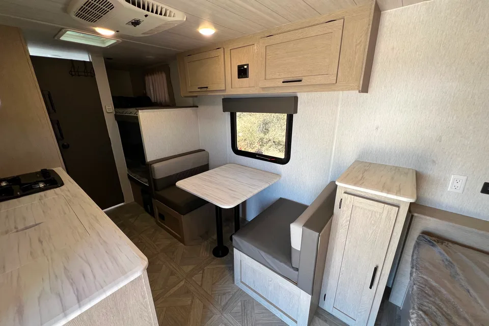 Getaway Adventure Rentals 177BQFS Travel Trailer