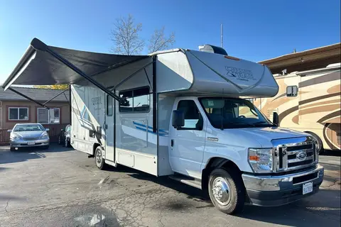 The Modern Family Suite Basecamp Coachmen Cross Trail 26XG Class C Godzilla Engine V8