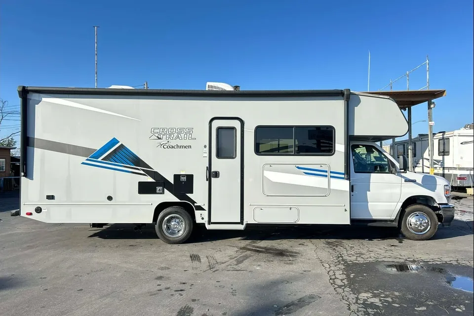 The Modern Family Suite Basecamp Coachmen Cross Trail 26XG Class C Godzilla Engine V8