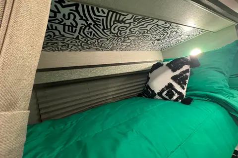 Cyan Art Home