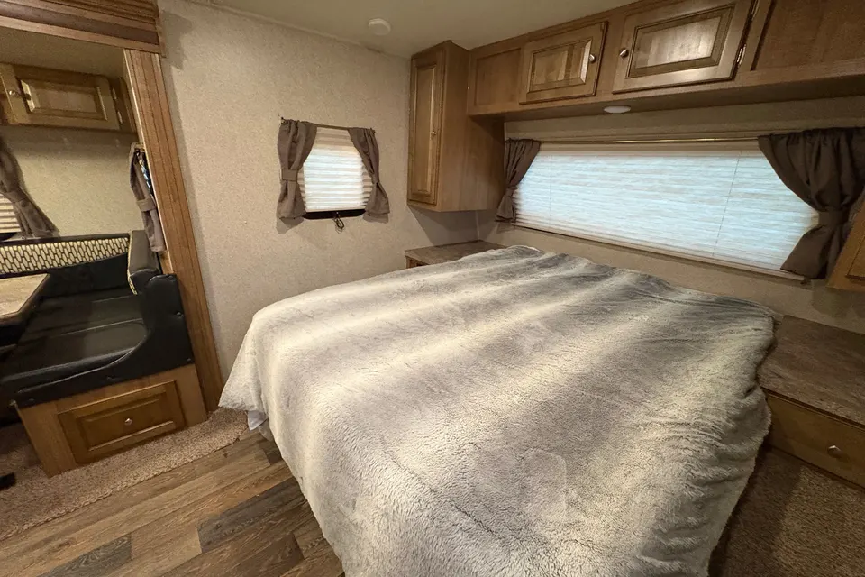 Cozy Couples Getaway