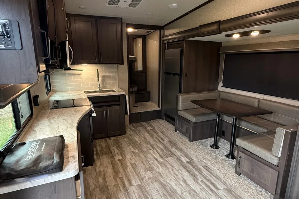Andrew's Grand Design 278BH Fifth Wheel