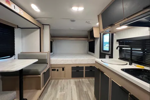Adventure-Ready Family Bunkhouse Trailer | Sleeps 5–6 | Lightweight & Easy to Tow