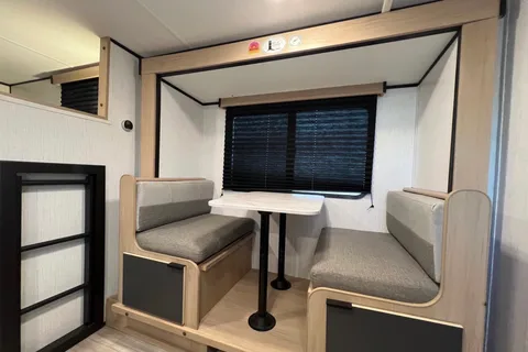 Adventure-Ready Family Bunkhouse Trailer | Sleeps 5–6 | Lightweight & Easy to Tow