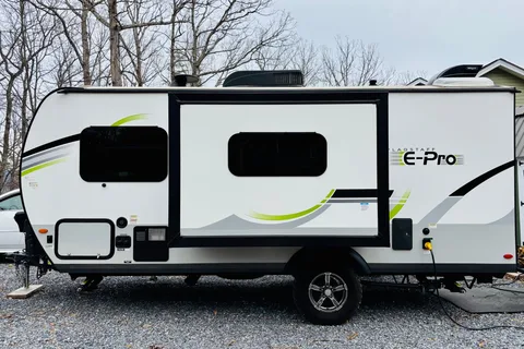 Liz and Mikes Couples Travel Trailer