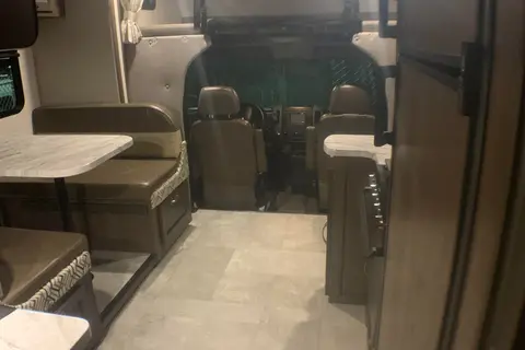 The Silver Star Suite - Double-Slide Deluxe Mercedes Benz Prism 2300DS Exclusive Rental