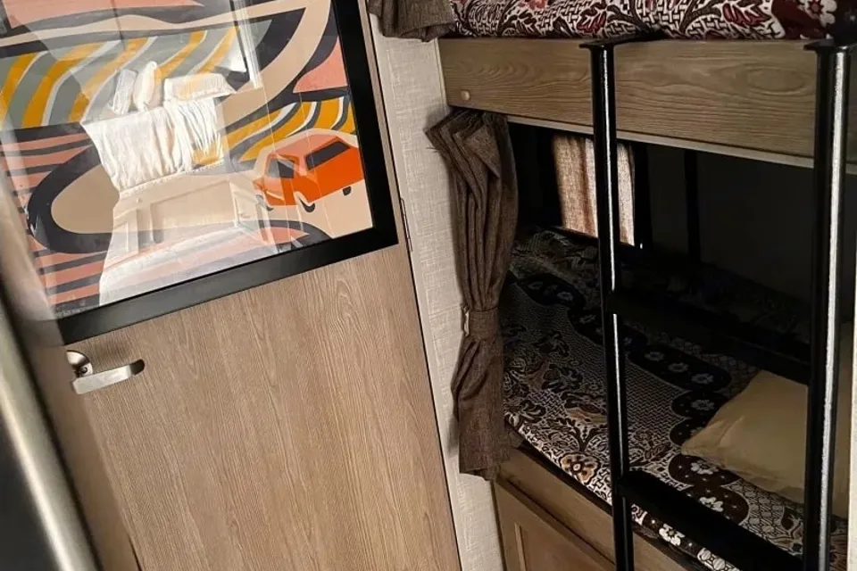 Adventure-Ready Geo Pro 20BHS! Easy to Tow. Sleeps 6