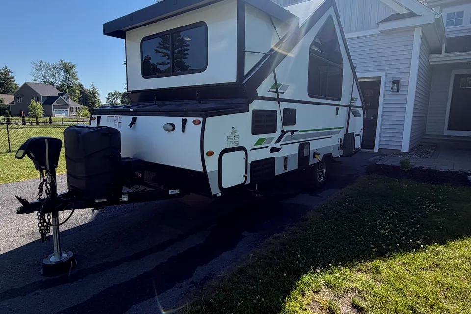 Brandon 's Trailer Rentals A-Frame