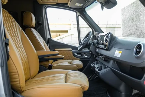 Mickey's Regency RV Sprinter 3500xd 170 EXT Class B