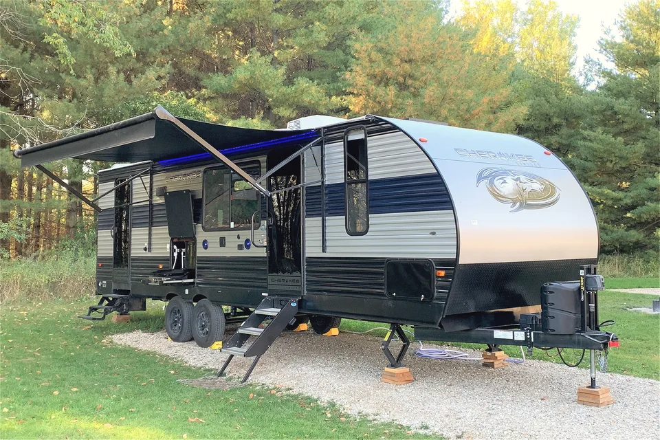 2022, 27-ft Fully Equipped Trailer