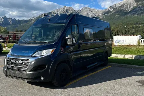 VanExplore