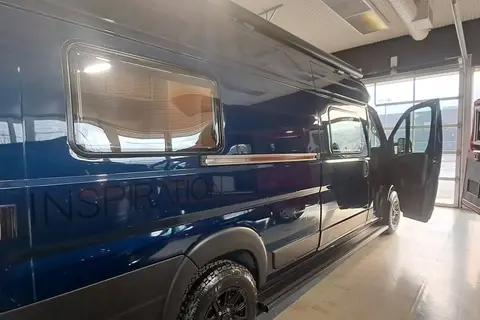 VanExplore