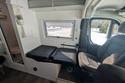 VanExplore