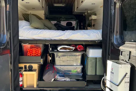 Van Love