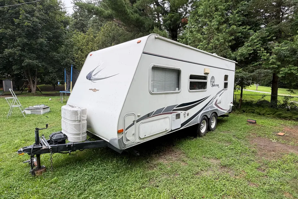Frank’s Forest River Surveyor Travel Trailer