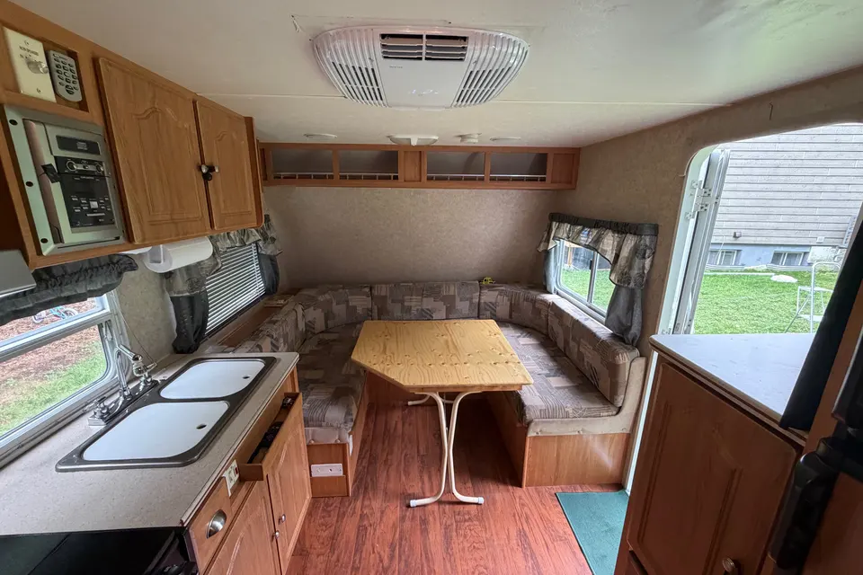 Frank’s Forest River Surveyor Travel Trailer
