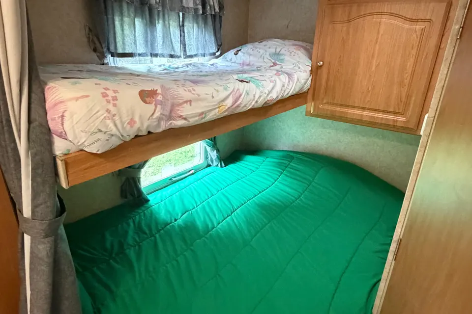 Frank’s Forest River Surveyor Travel Trailer