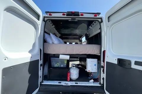 Camping Essentials Adventure Van 2022 Promaster