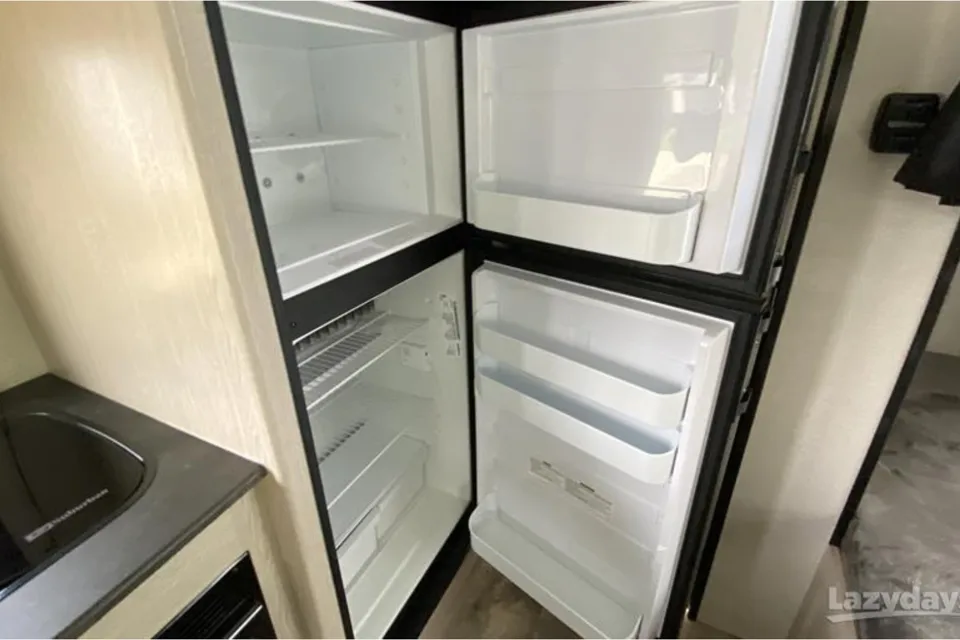 T1- 2023 Coachmen Apex Nano