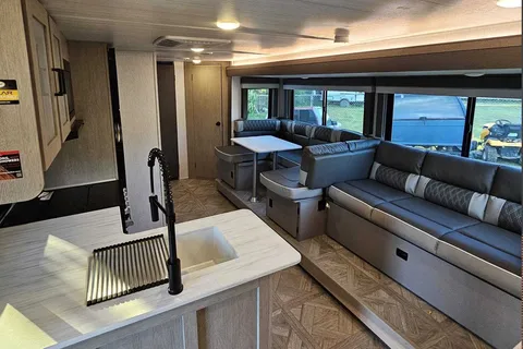 Dustin's Forest River Forest Wildwood Travel Trailer