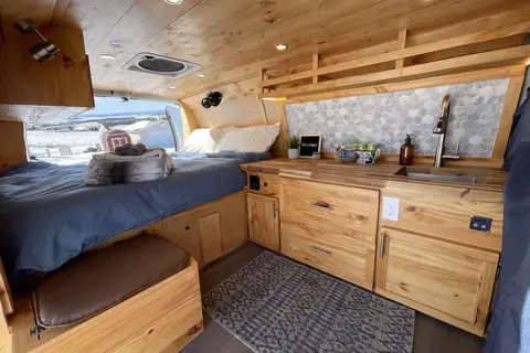 Louise the Campervan | NO Cleaning Fee |  Kananaskis Pass Included