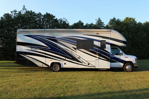 Brad and Kim’s Holiday Rambler Vesta 30f Class C