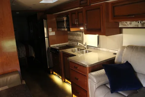 Brad and Kim’s Holiday Rambler Vesta 30f Class C